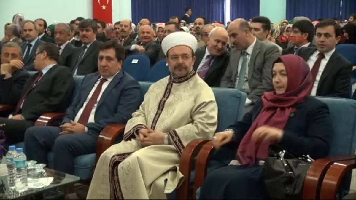 Diyanet İşleri Başkanı Görmez Urfa\'da Konferansa Katıldı