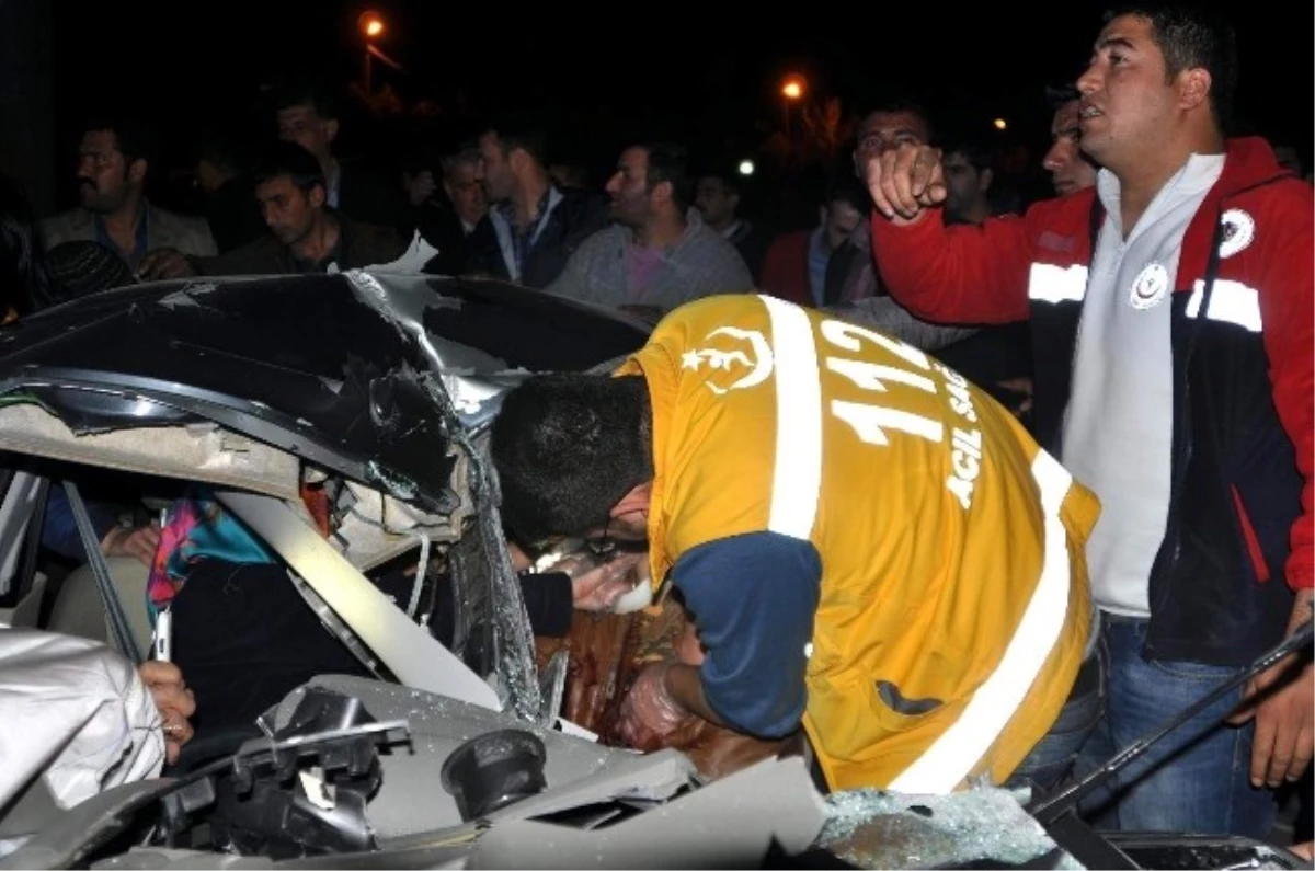 Erciş\'te Trafik Kazası: 1 Ölü