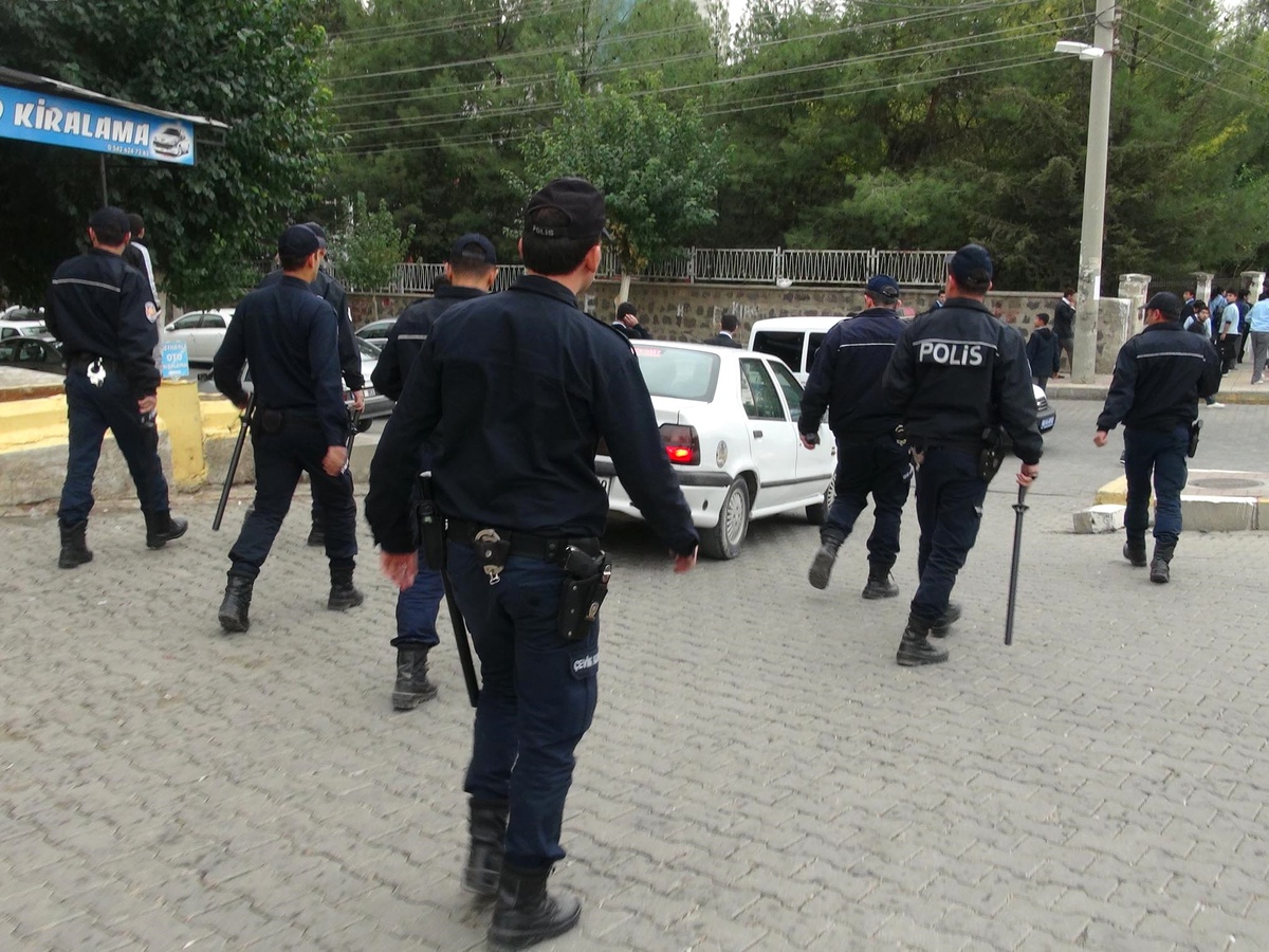 Erzurum\'da Omuz Atma Kavgası
