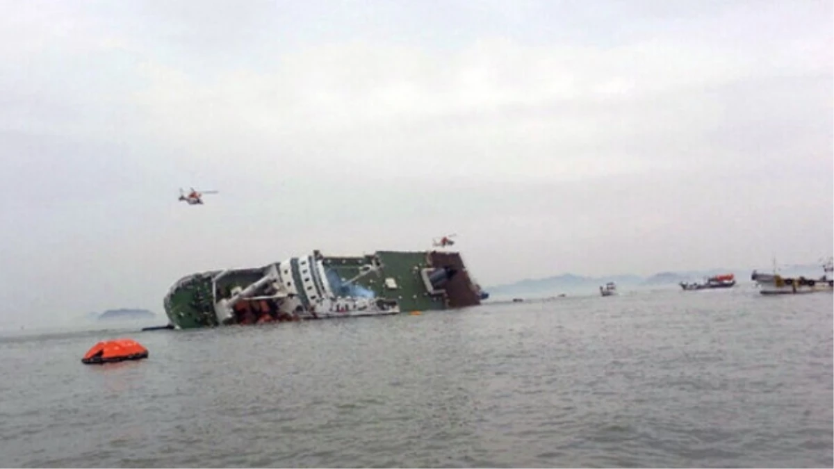 Güney Kore\'de Yolcu Gemisi Battı: 2 Ölü