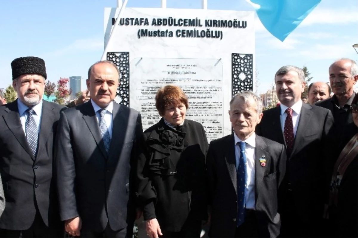 Kırım Tatarları Lideri Kırımoğlu Konya\'da