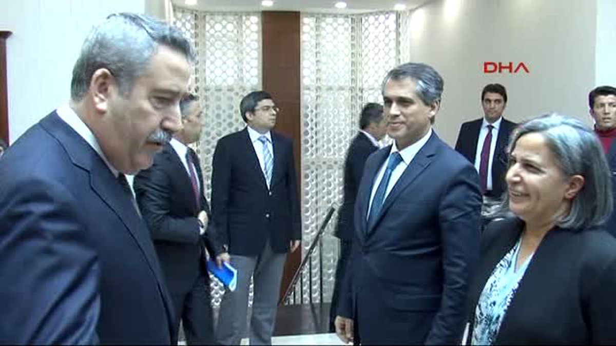 Kışanak, Diyarbakır Valisi Kıraç\'ı Ziyaret Etti