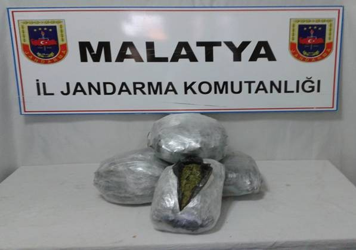 Malatya\'da 56 Kilo 900 Gram Esrar Ele Geçirildi