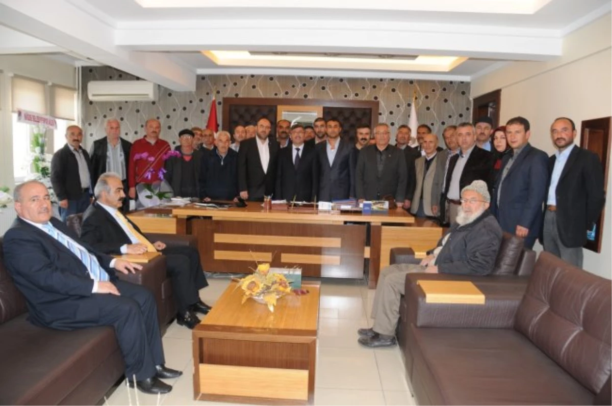 Melendizlilerden Belediye Başkanı Faruk Akdoğan\'a Ziyaret