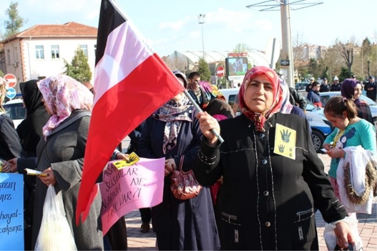 Mısır\'daki İdam Kararları Tavşanlı\'da Protesto Edildi