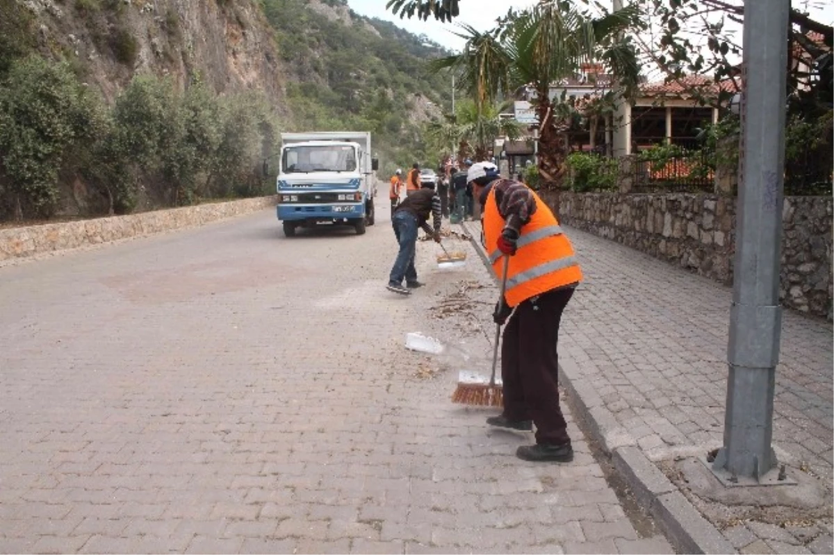 Ölüdeniz ve Göcek Turizme Hazırlanıyor