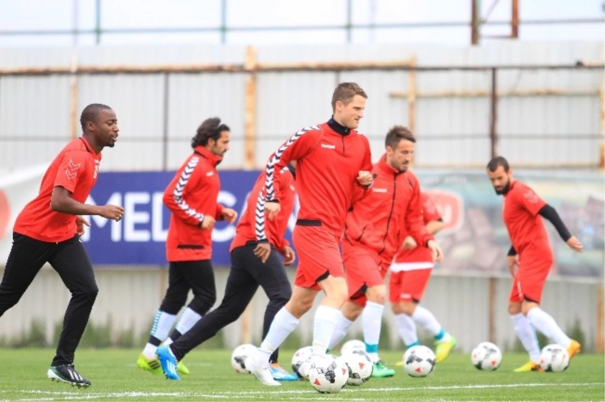 Torku Konyaspor, Rizespor Maçı Hazırlıklarını Sürdürdü