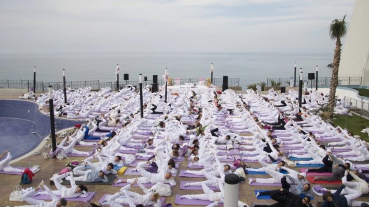 Yoga Festivaline Katılın Hayatınız Festival Olsun