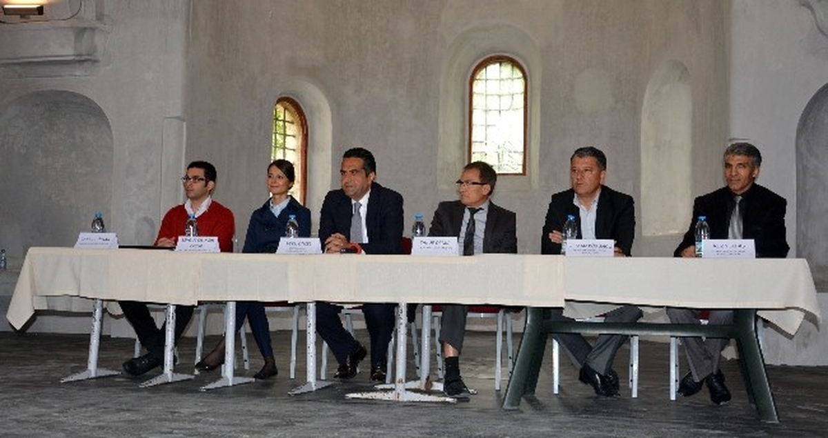 Çeşme\'de Turizm Tarihi Kilisede Tartışıldı