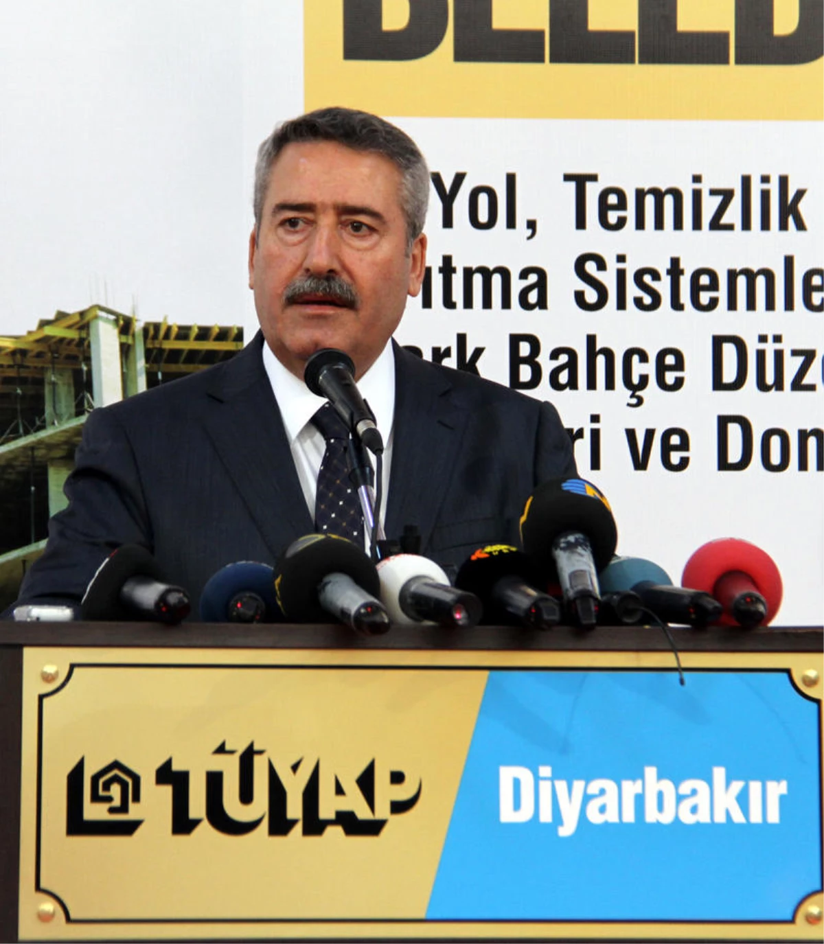 Diyarbakır\'da "Ortadoğu İnşaat" ve "Belediye İhtiyaçları" Fuarları Açıldı