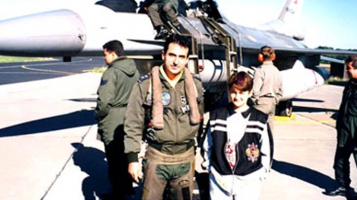 Ege\'de 18 Yıl Önce Düşen Türk Savaş Uçağı
