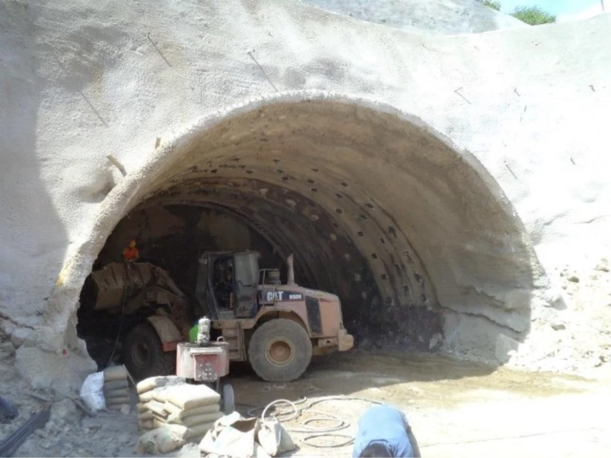 Esenköy\'de Tünel İnşaatı Başladı