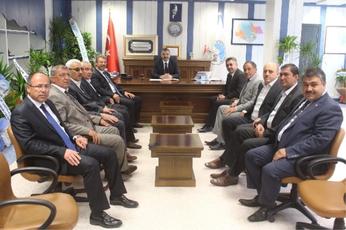Kayseri Pancar Ekicileri Kooperatifi Yönetiminden Kocasinan Belediye Başkanı Mustafa Çelik\'e Ziyaret