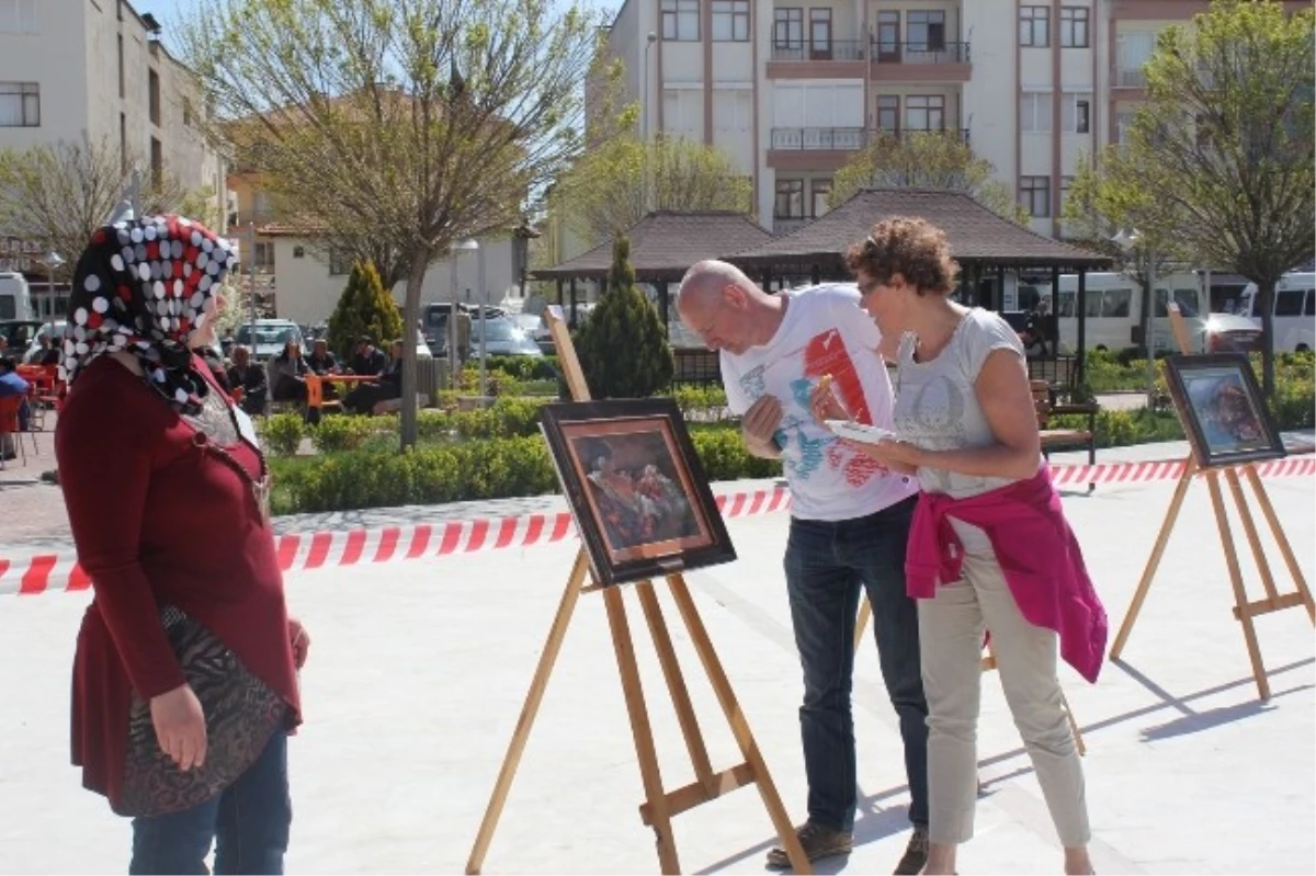 Korkuteli\'nde "Kat-I Sanatı Sergisi", Yabancılardan da İlgi Gördü