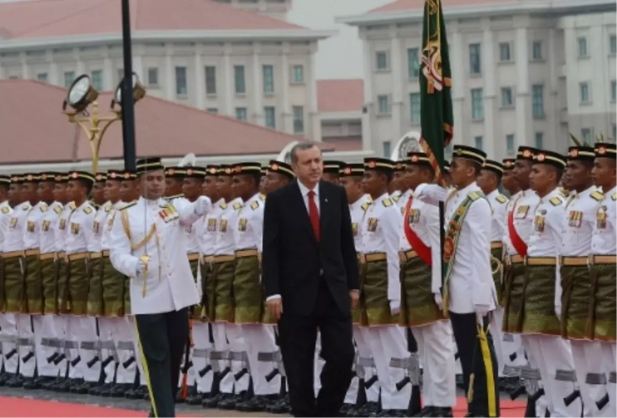 Malezya Başbakanı Najib Tun Rakaz\'ı Ankara\'da