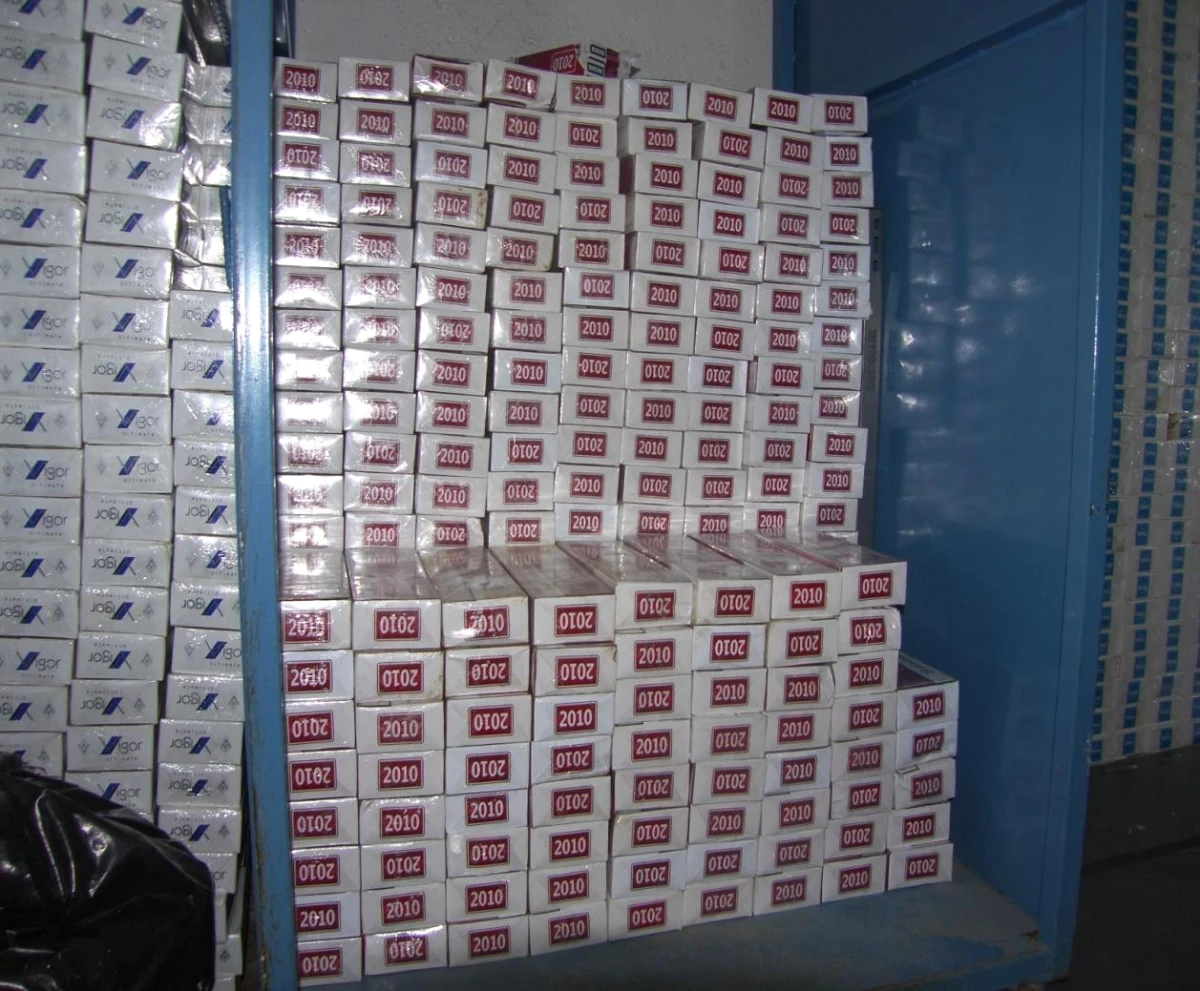 Siirt\'te 14 Bin 587 Paket Kaçak Sigara Ele Geçirdi