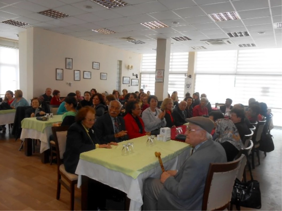Söke\'de Köy Enstitülerinin Kuruluş Yıl Dönümü Kutlamaları