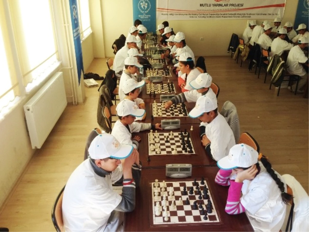 Aksaray\'da Satranç Turnuvası