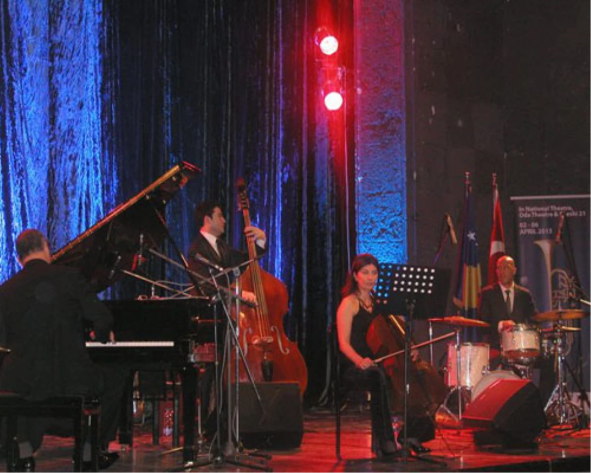 Kosova\'da Türk Caz Haftası Muhteşem Konserle Başladı