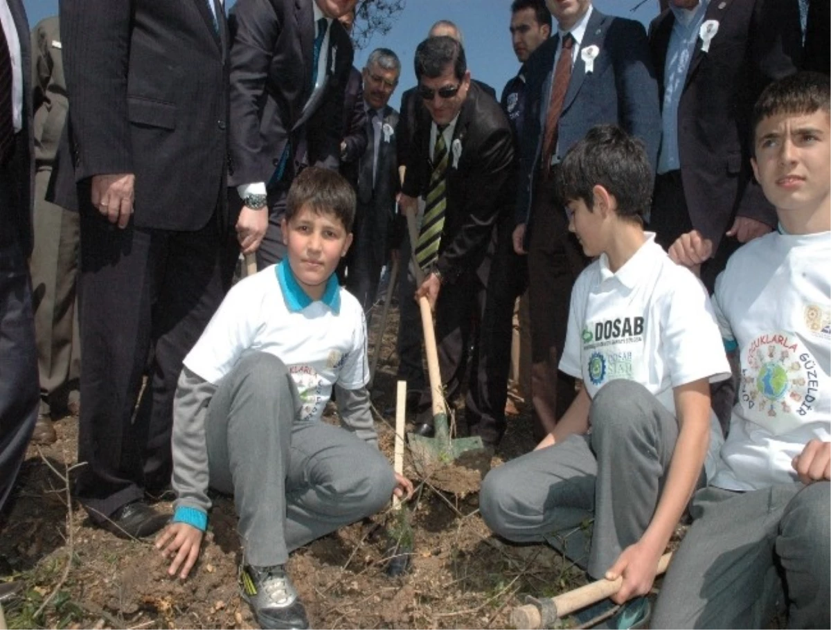 Bursa Emniyet Müdürlüğü Çocuk Hatıra Ormanına 3 Bin Fidan