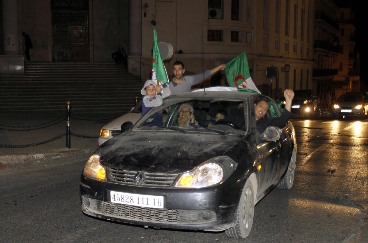 Cezayir\'de Cumhurbaşkanlığı Seçimi