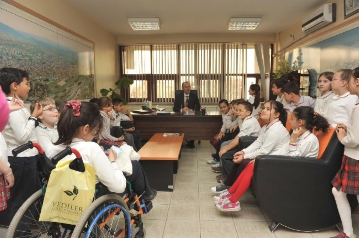 Cumhuriyet İlköğretim Okulu Öğrencileri Belediyeyi Ziyaret Etti