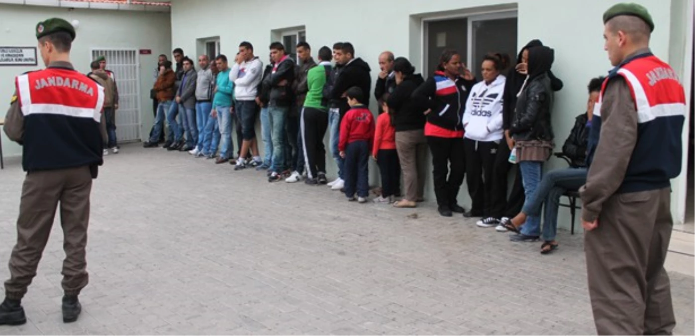 Edirne\'de 17 Kaçak Göçmen Yakalandı