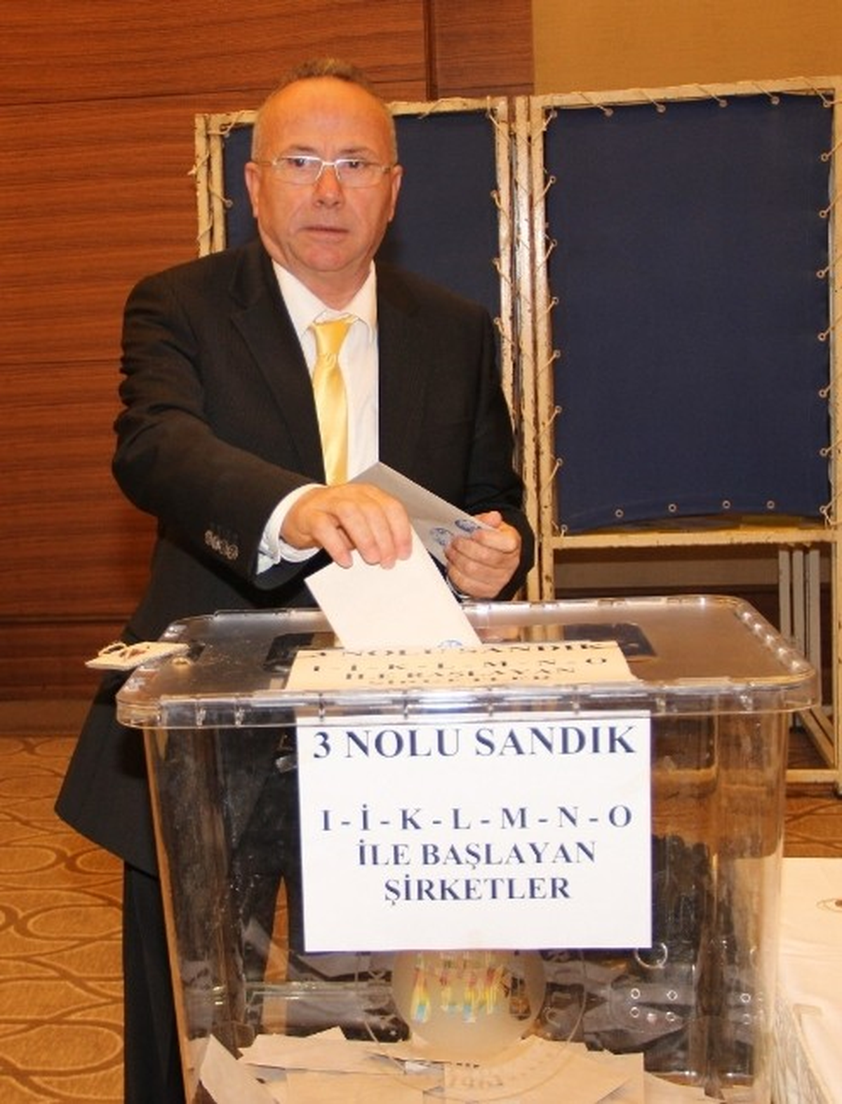 Ege Maden İhracatçıları Birliği\'nde Başkan, Mevlüt Kaya