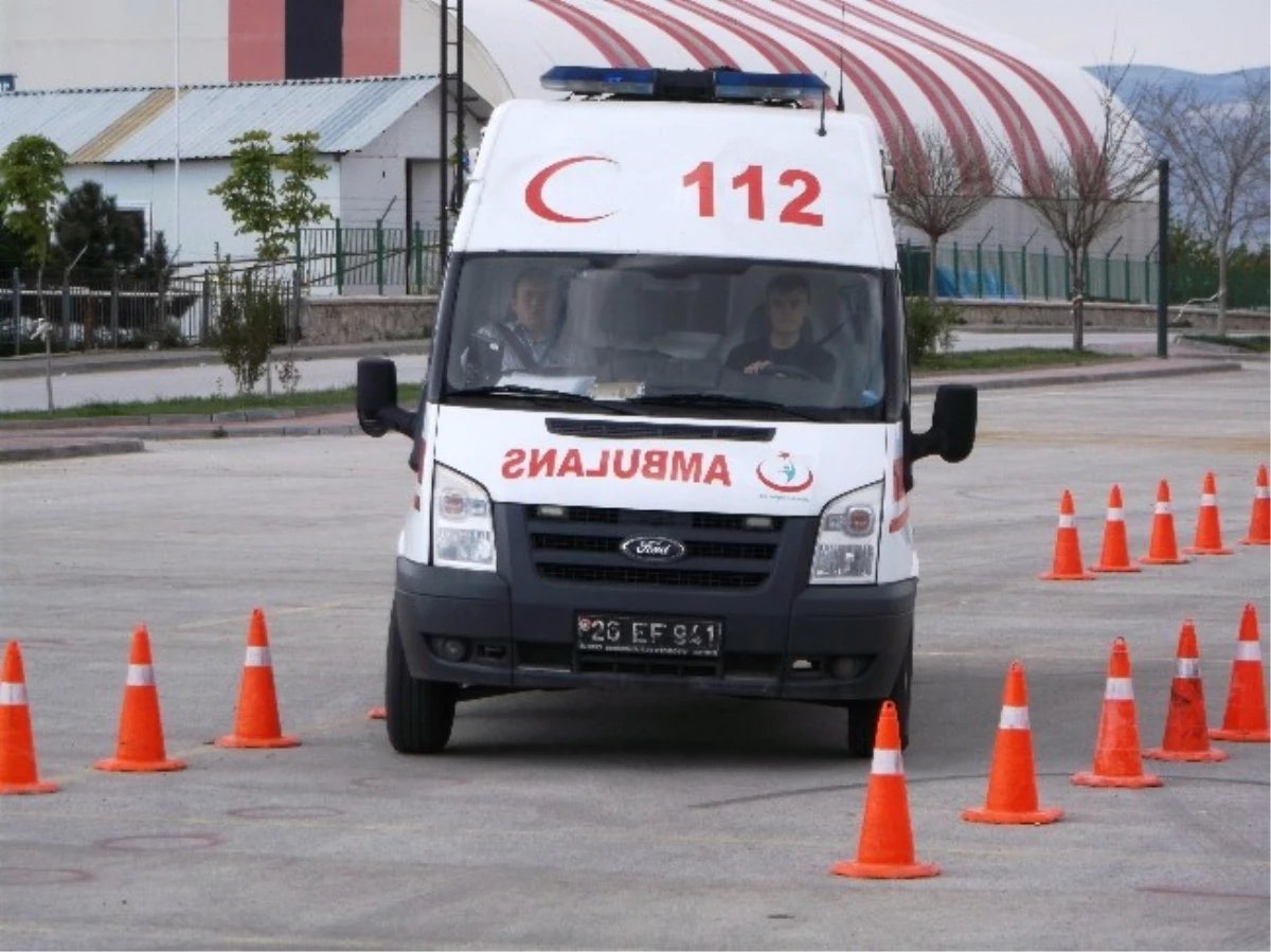 Eskişehir\'de Ambulans Sürüş Teknikleri Eğitimi