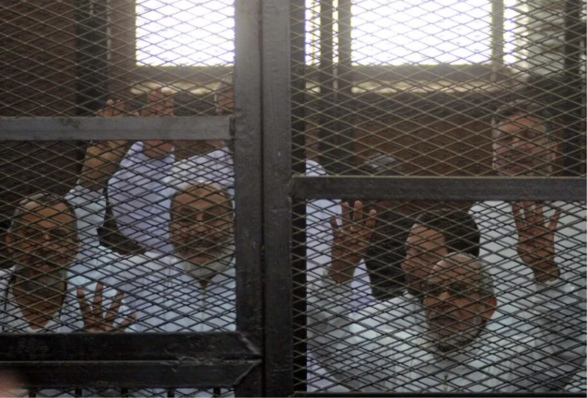 Mısır\'da İhvan Yetkililerinin Yargılanması