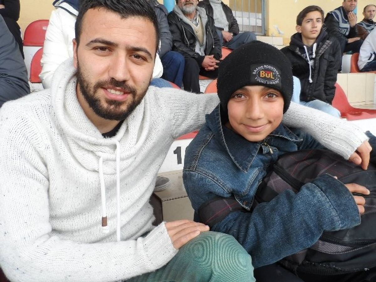 Orduspor\'un Takım Kaptanı Anıl, Sabih\'i Himayesine Aldı
