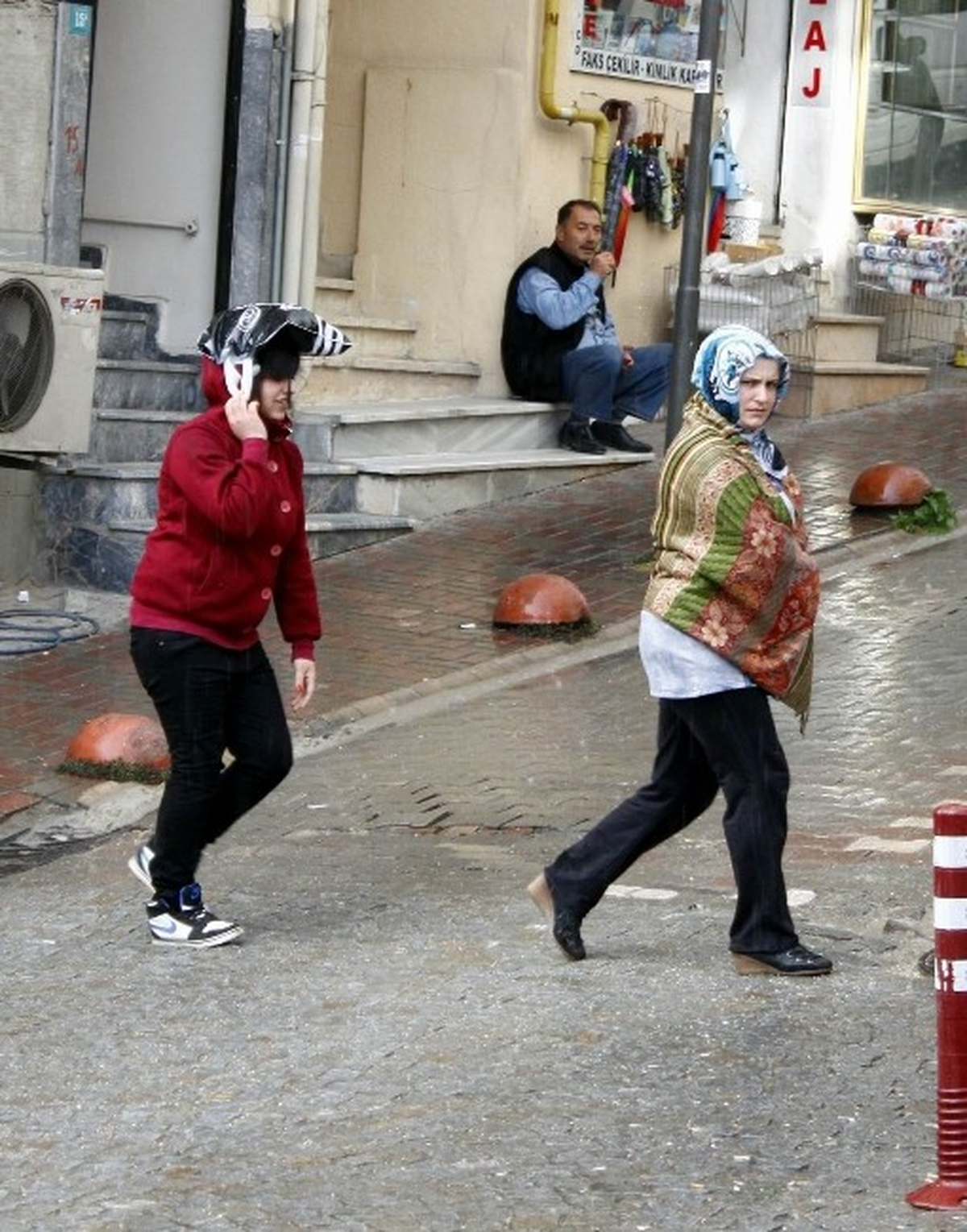 Yağmur Bandırmalıları Hazırlıksız Yakaladı