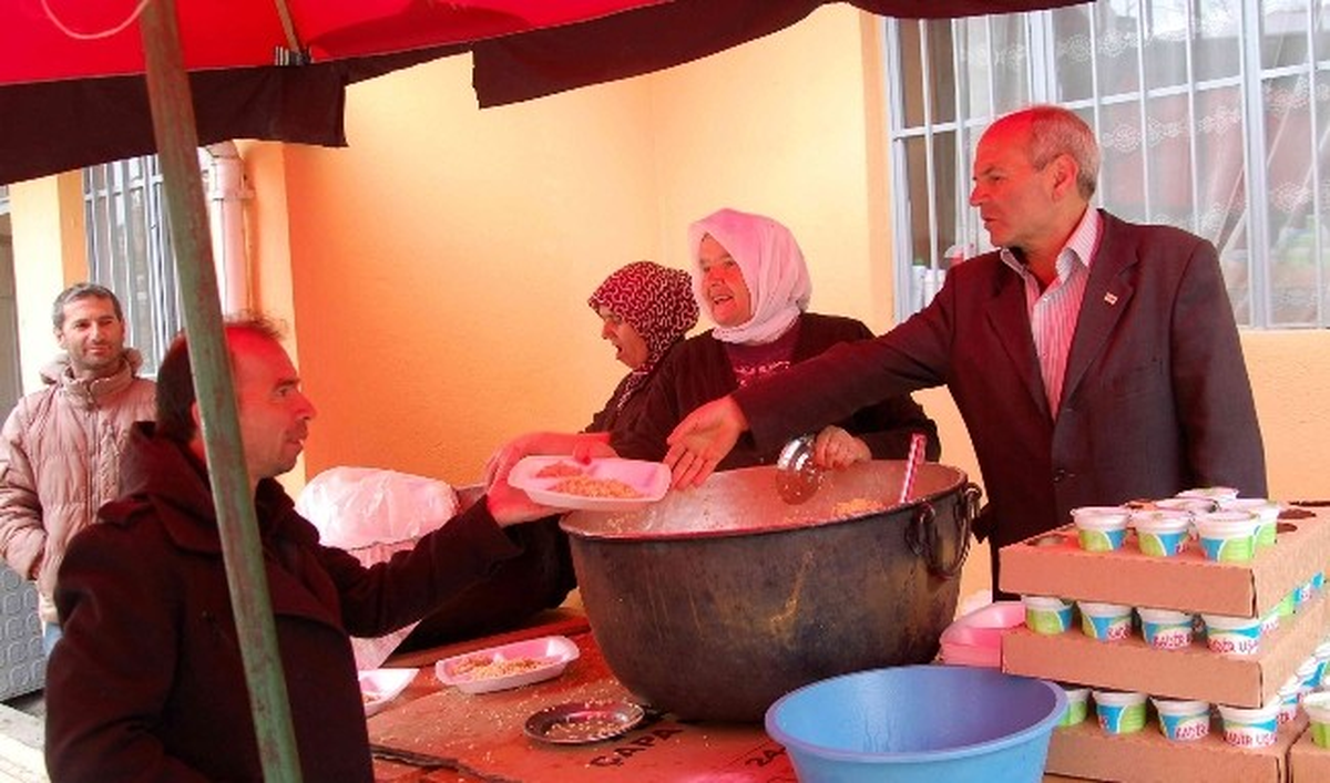 2 Bin Kişiye Hayır Yemeği