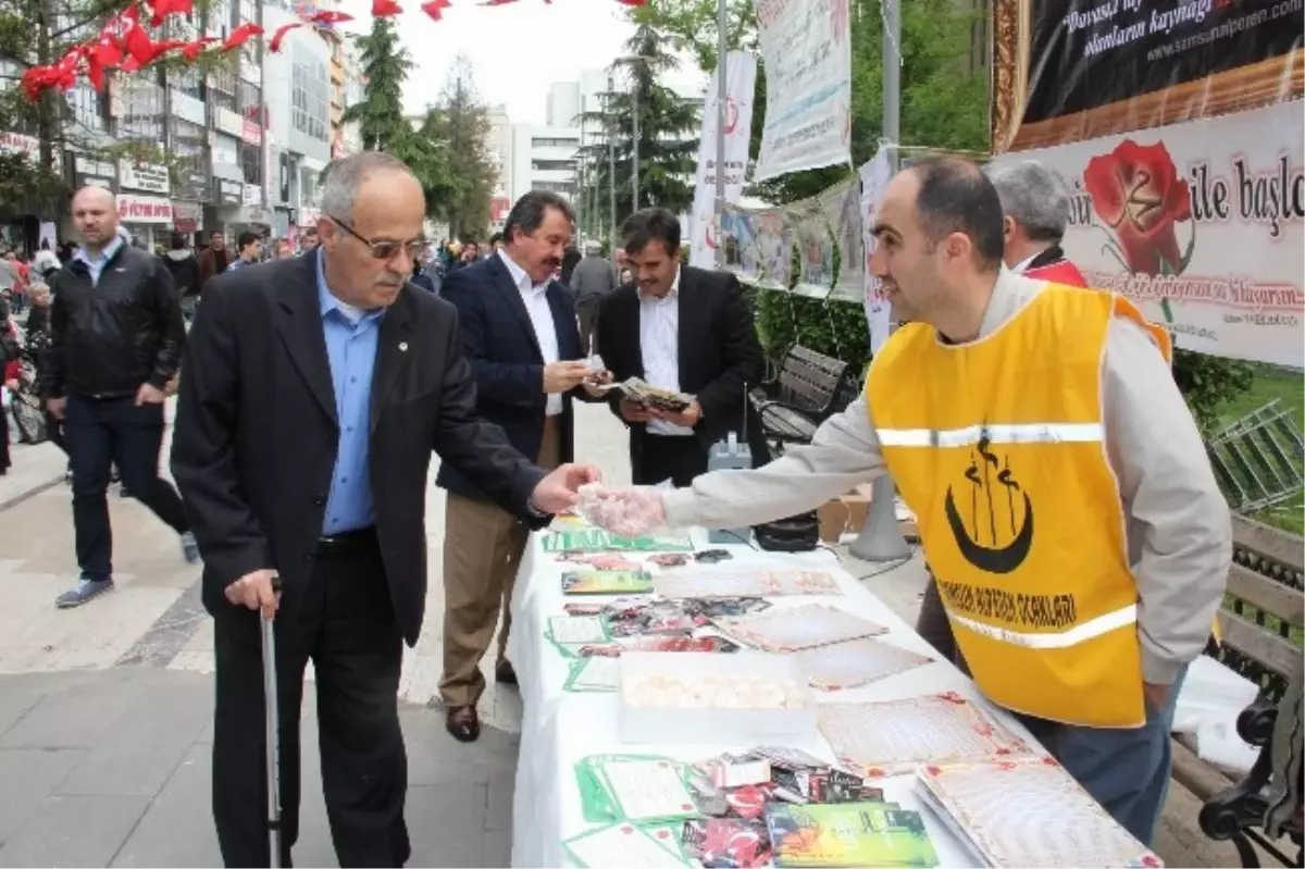 Alperenlerden "Kutlu Doğum" Etkinliği