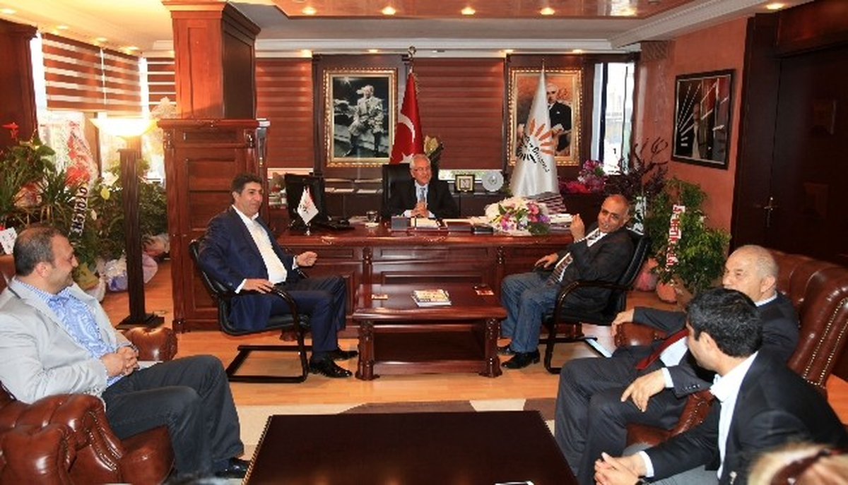 Anadolu Birliği\'nden Selvitopu\'na Destek