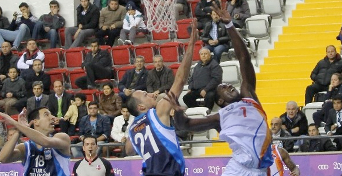 Türk Telekom, Mersin Büyükşehir Belediye79-74