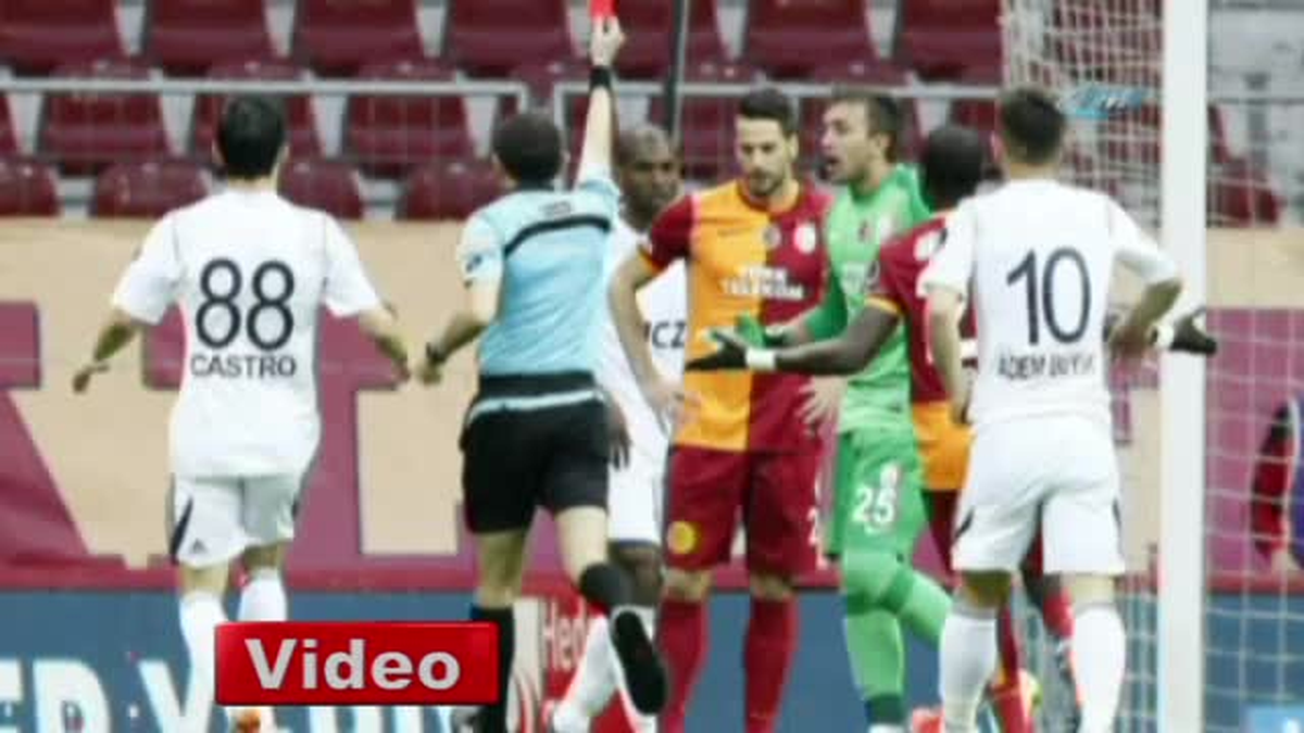 Galatasaray-Kasımpaşa Maçında İlginç Anlar