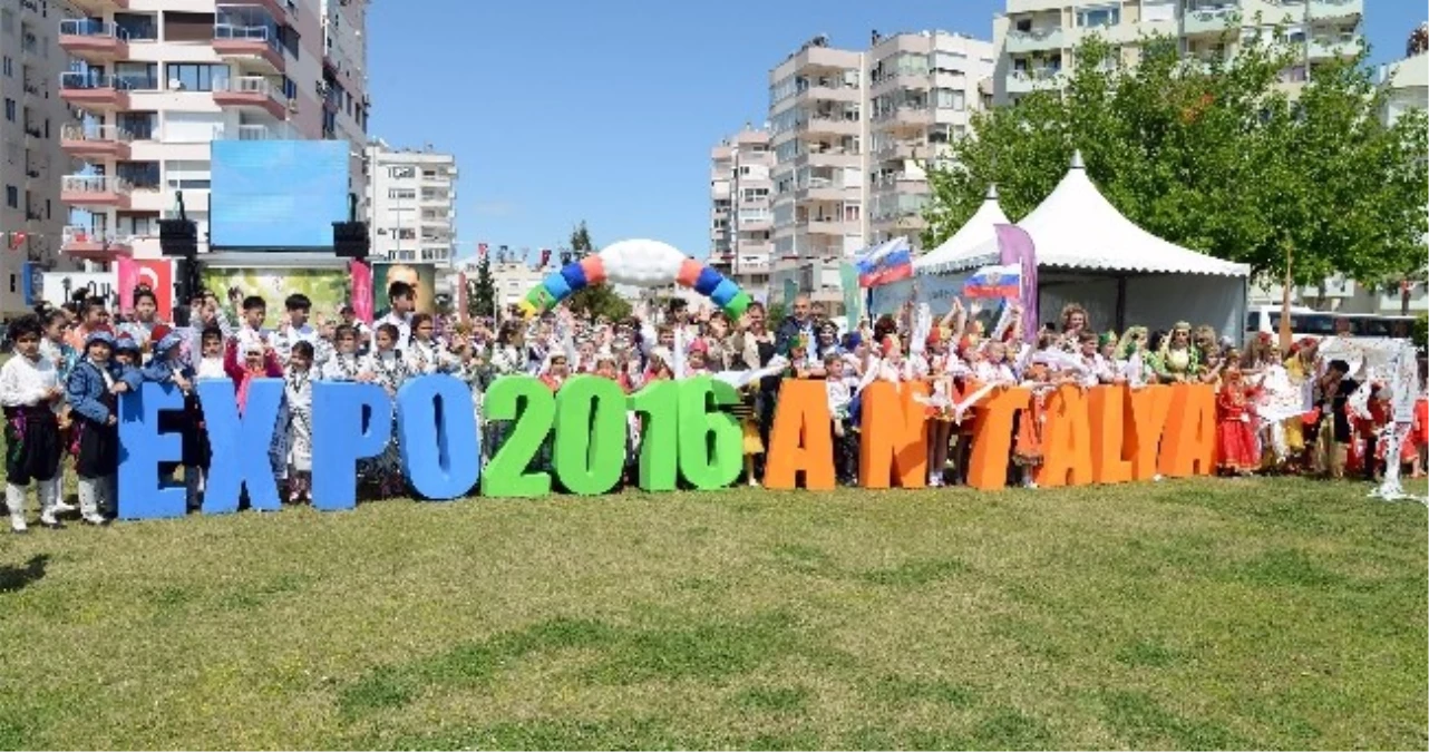 Gökyüzü Expo 2016 Antalya ile Renklendi