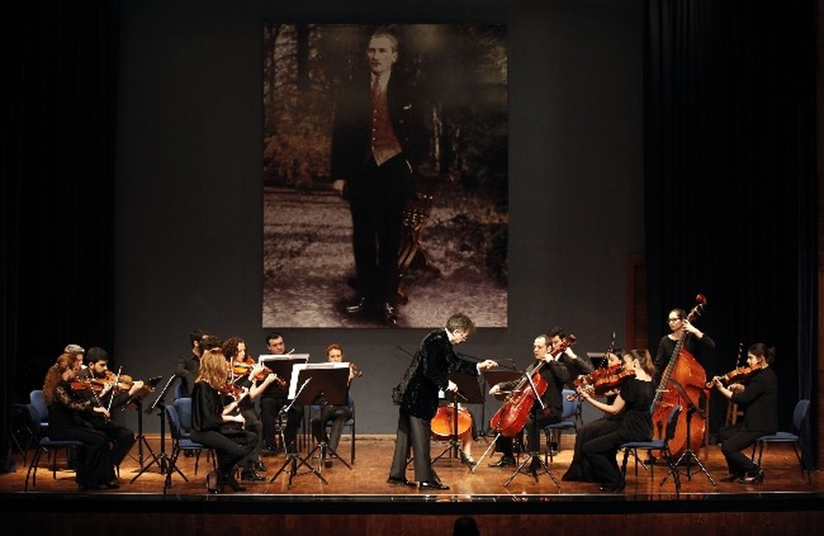 İzmir\'de Müzik Dolu Günler Başlıyor