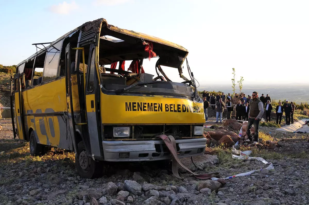 İzmir\'deki Trafik Kazası