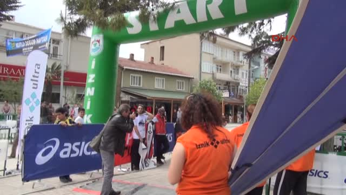 İznik Ultra Maratonu\'nda Ultra Maratonu İngiliz Scotney Kazandı
