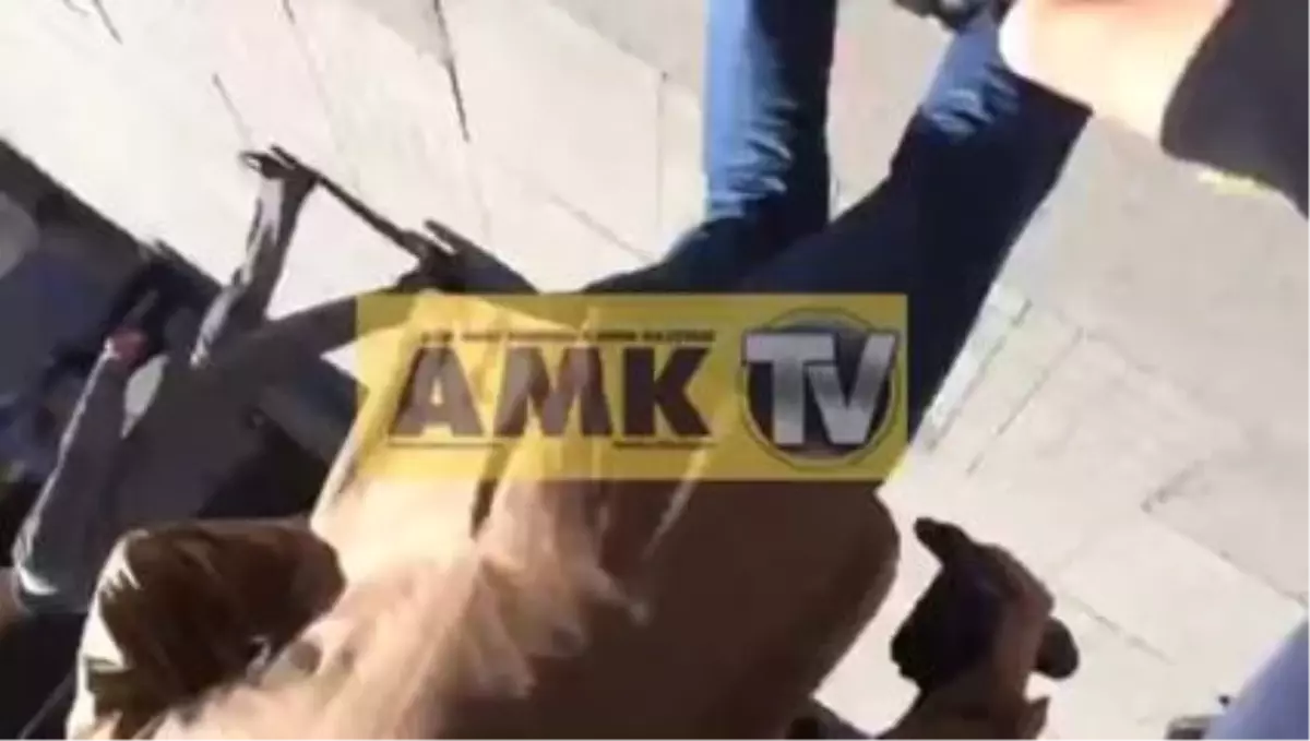 Amk Muhabiri Polis Markajı Altında