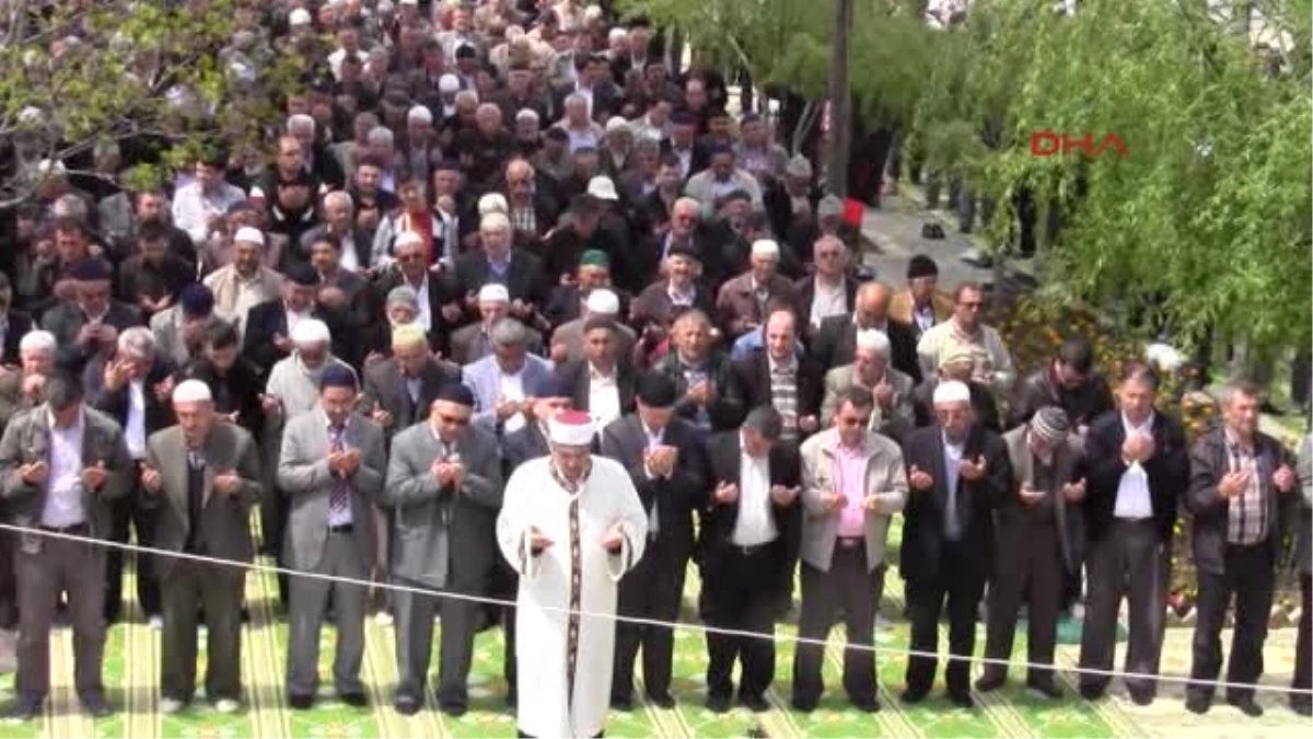 Hisarcık\'ta 5 Bin Kişilik Şükür Duası