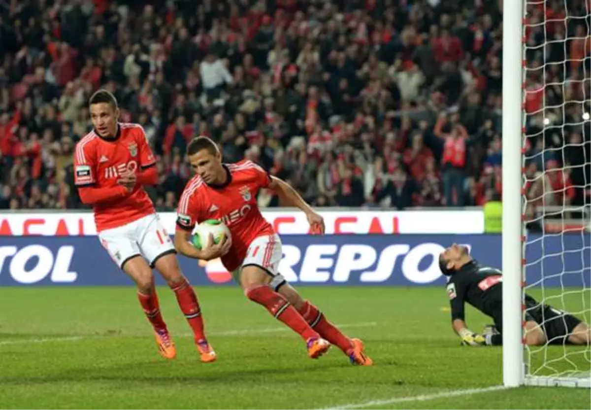 Portekiz\'de Şampiyon Benfica