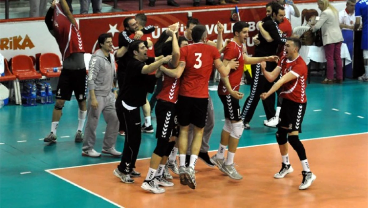 Voleybol: Erkekler 2. Ligi Final Grubu