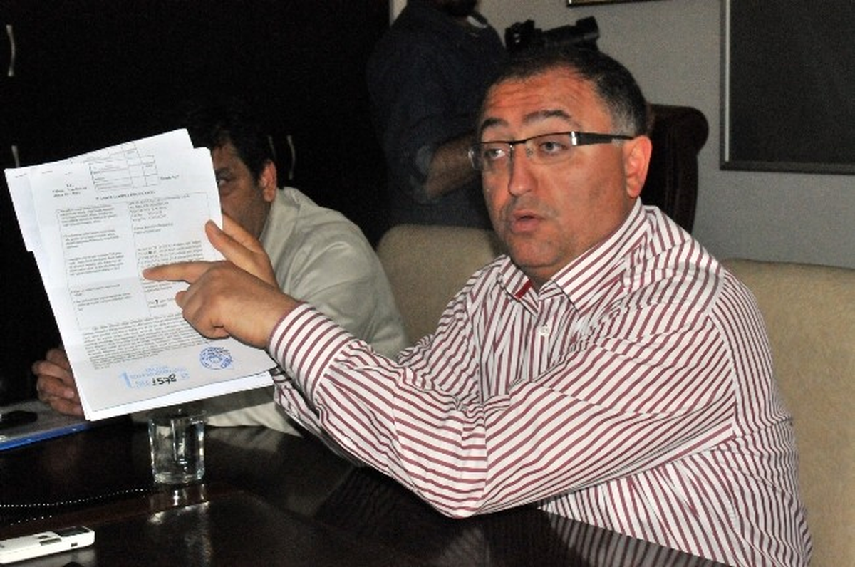 Yalova Belediyesi\'nde Haciz Şoku