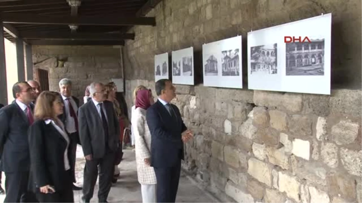 Yaratıcı Çocuklar Resim Sergisi Edirne\'de Açıldı