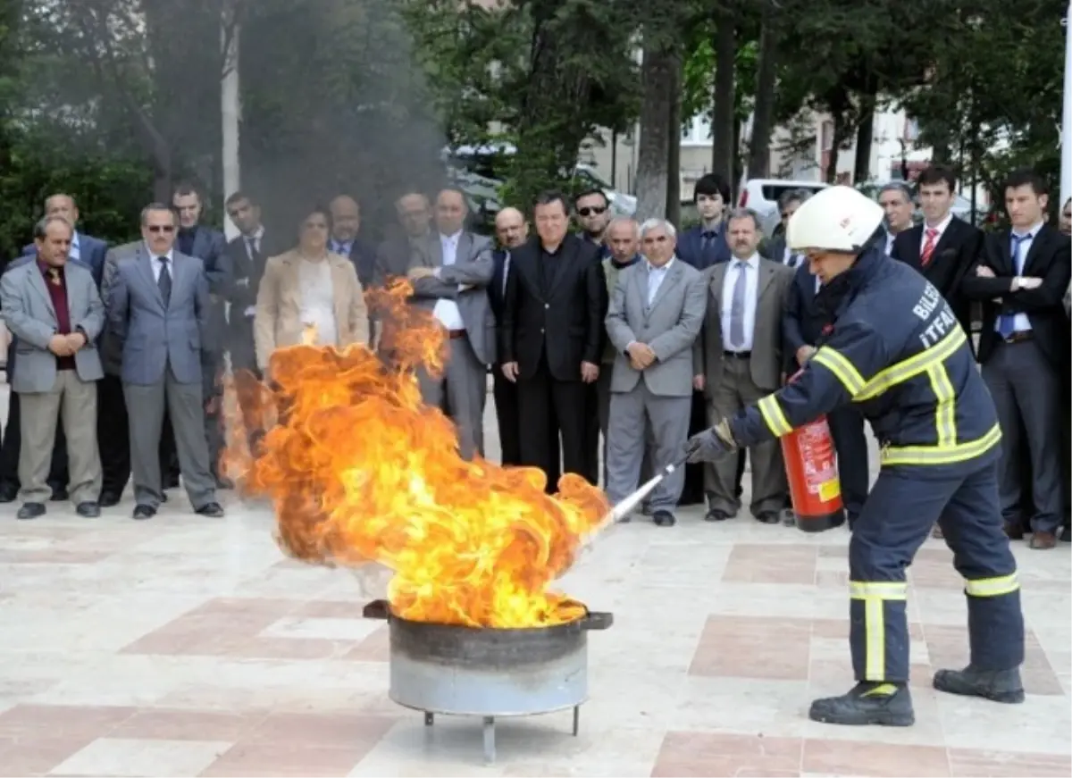 Bilecik Valiliğinden Yangın Tatbikatı