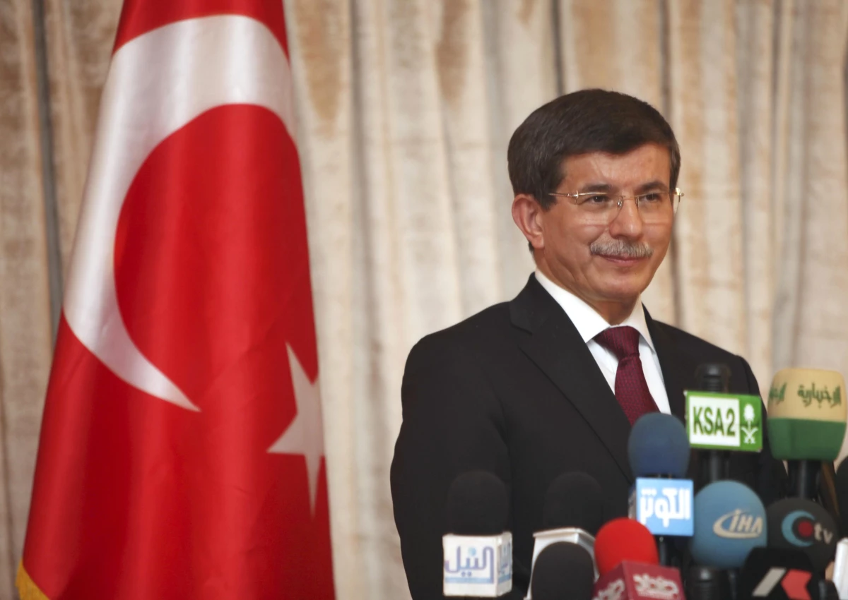 Davutoğlu: Chp, Anadolu\'da Yüzde 5\'i Bulamamıştır