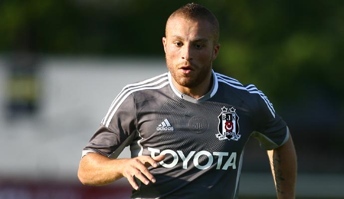 Gökhan Töre\'nin Silahla Yaralanması